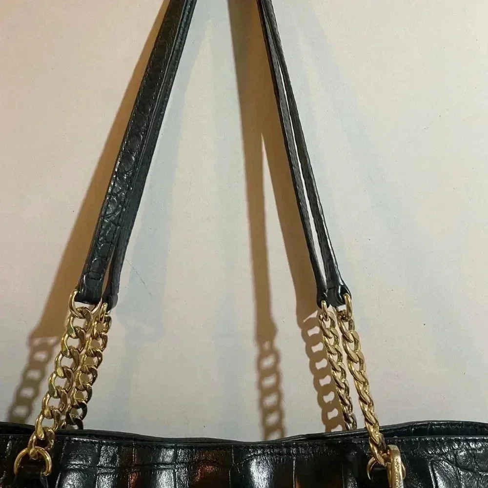 Michael kors black embossed leather shoulder handbag - Picture 9 of 12
